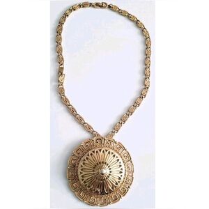 MONET VINTAGE GOLD-TONE GREEK KEY MEDALLION STATEMENT NECKLACE